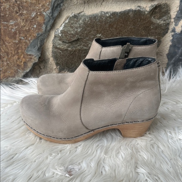 Dansko Maria Leather Ankle Boot Gray Nubuck EU 37 US 7 - Picture 3 of 6